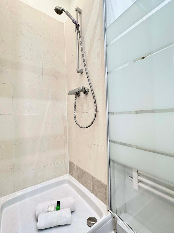 Appartement 1630 - Champs élysées - Value