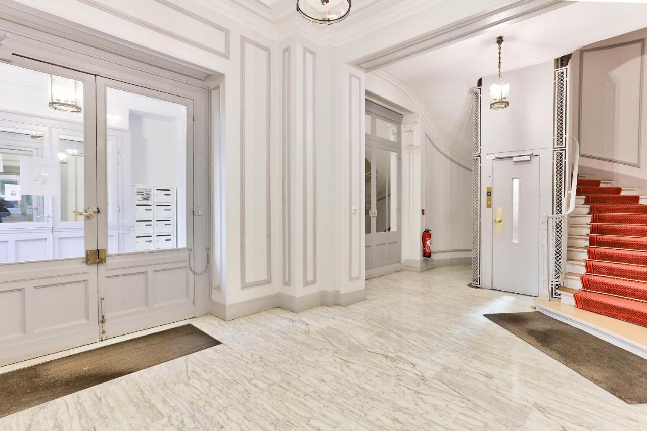 Apartment 140m2 Proche Des Champs Elysees