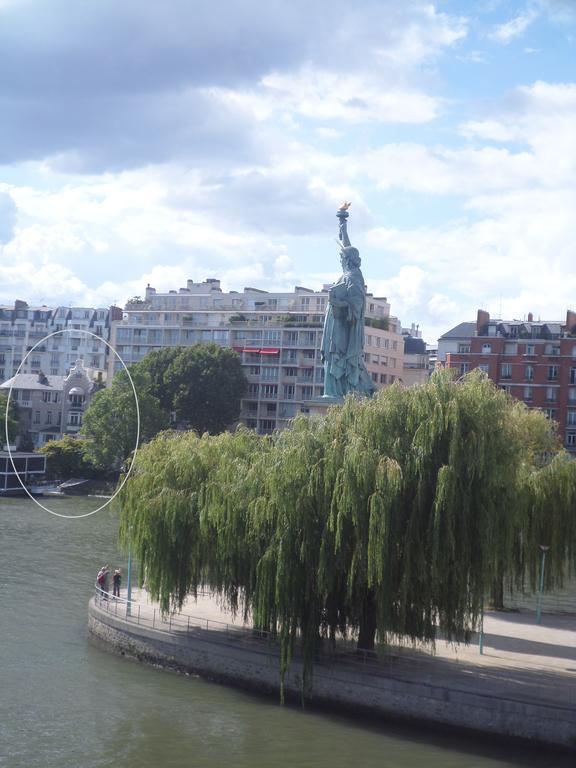 Apartment Loft 5 Places With View On Eiffel Tower