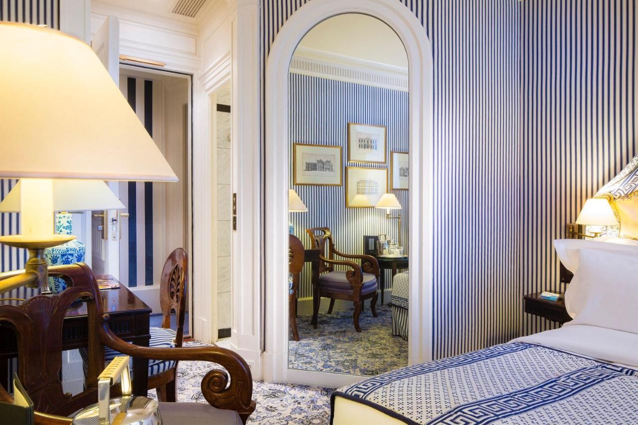Le Dokhan's Arc De Triomphe, A Tribute Portfolio 5* Paris