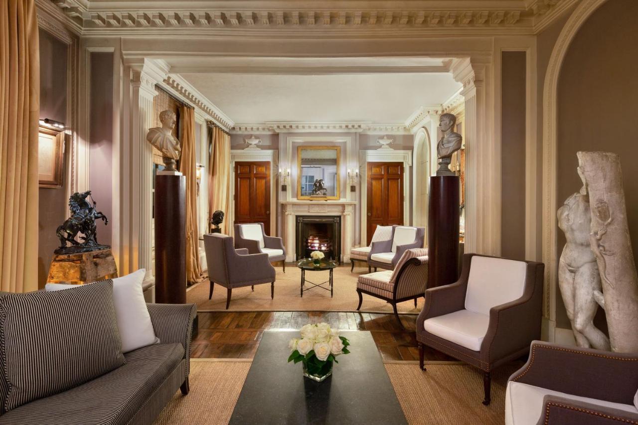 Hotel Le Dokhan's Arc De Triomphe, A Tribute Portfolio