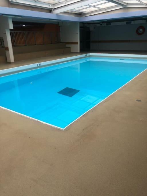 10 Canal, Studio Au Calme, Piscine Solarium Apartment *