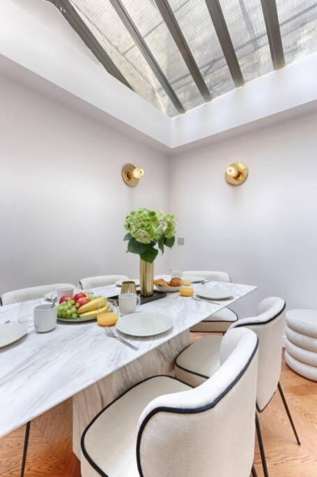 Mykeypers Incredible Luxury Flat 2br/6p - Champs-elysees Apartment Paris