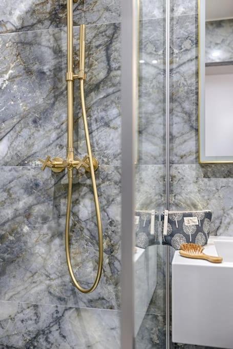 Apartment Mykeypers Incredible Luxury Flat 2br/6p - Champs-elysees *