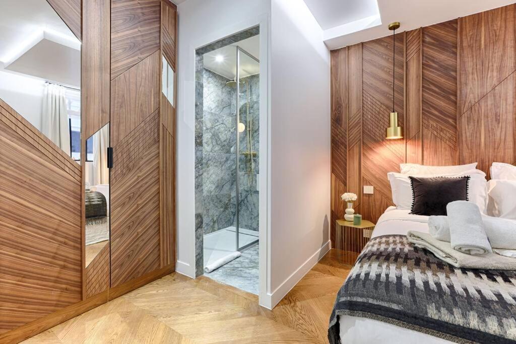 Apartment Mykeypers Incredible Luxury Flat 2br/6p - Champs-elysees Paris