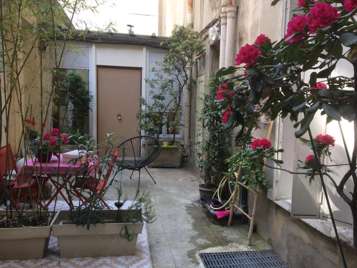 Apartment Maryline: Cozy Parisian Retreat With Patio View