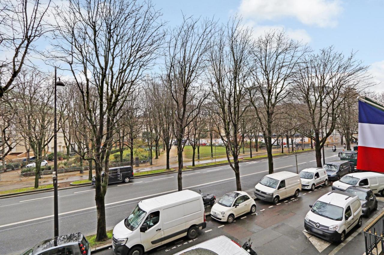 Pick A Flat's In Champs Elysees - Avenue Franklin Delano Roosevelt *