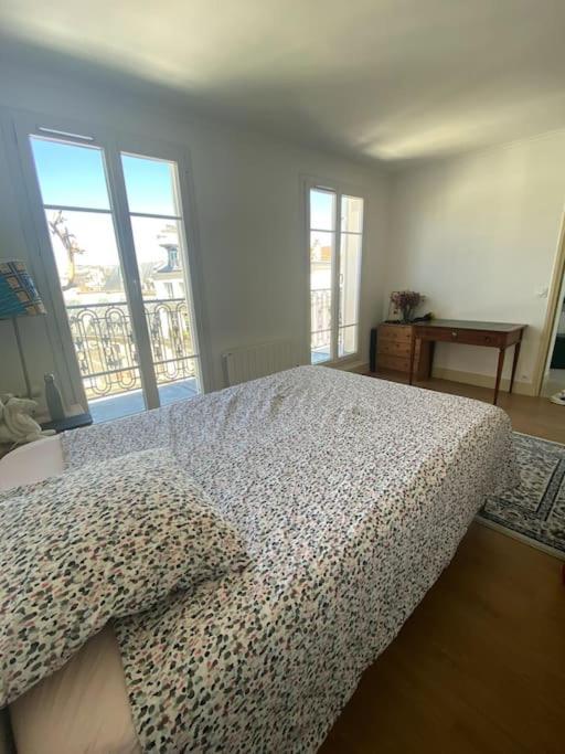 : Superbe Au Coeur Du Marais Paris