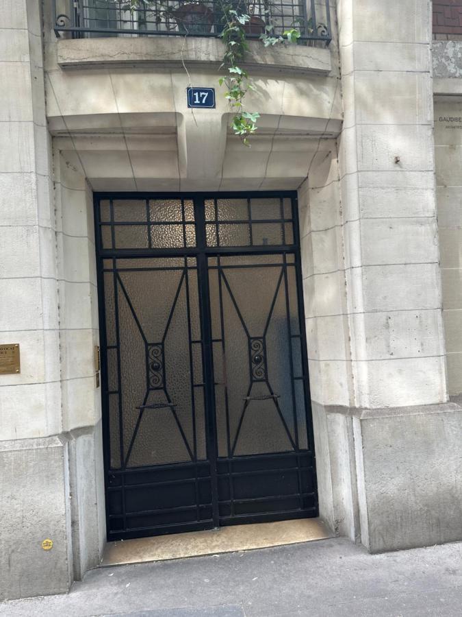 Appartement Tour Eiffel Beaugrenelle Convention Paris