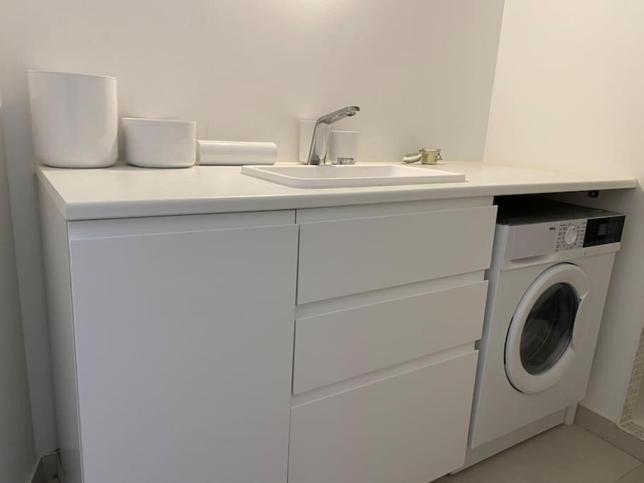 1 Bedroom In Montmartre Appartement *