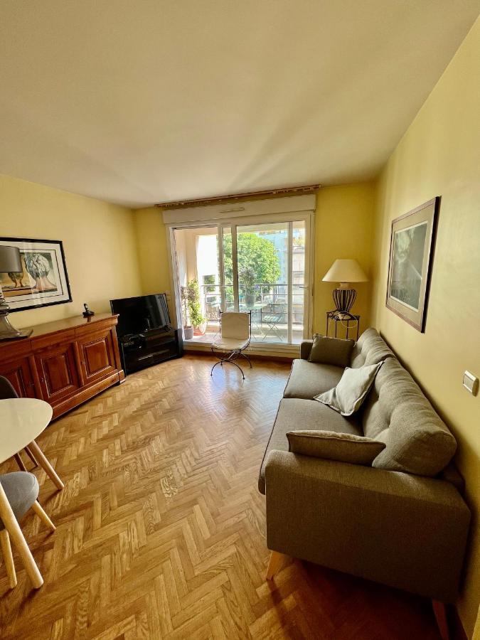Chevaleret Apartment *