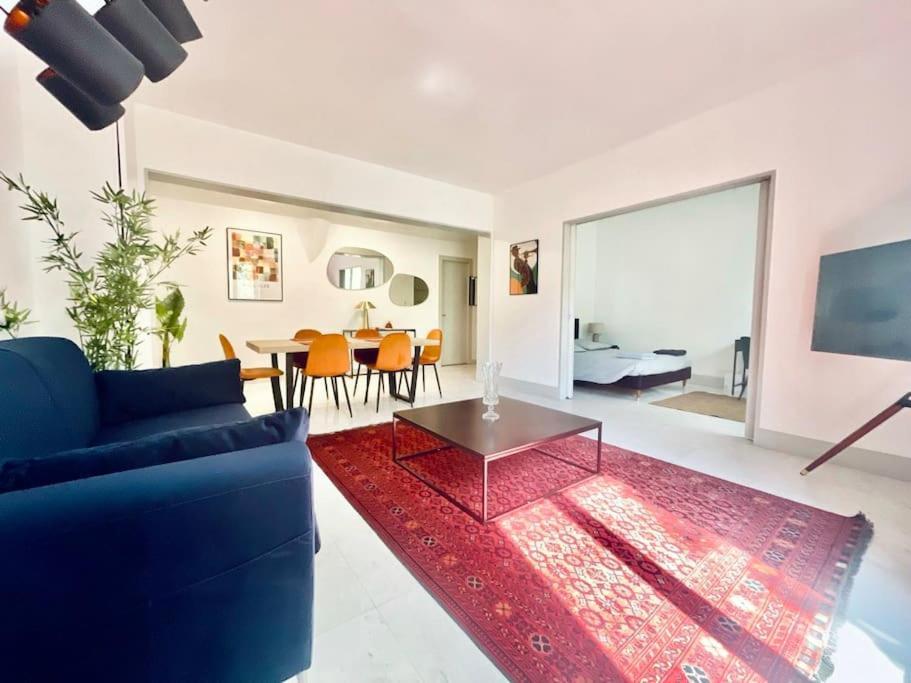 Gustave - Charming Eiffel Tower - Appartement Paris