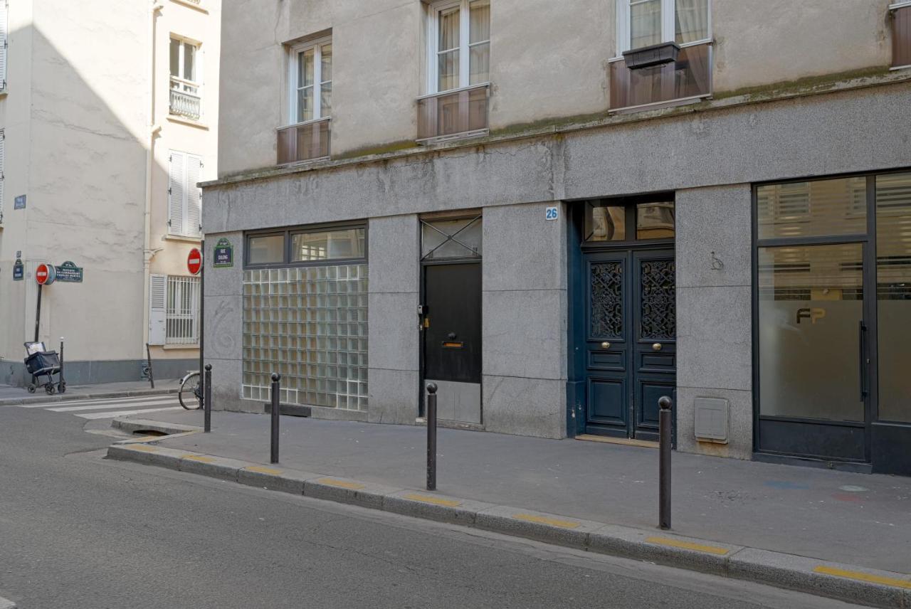 Huge 2 Floor With Theatre Appartement