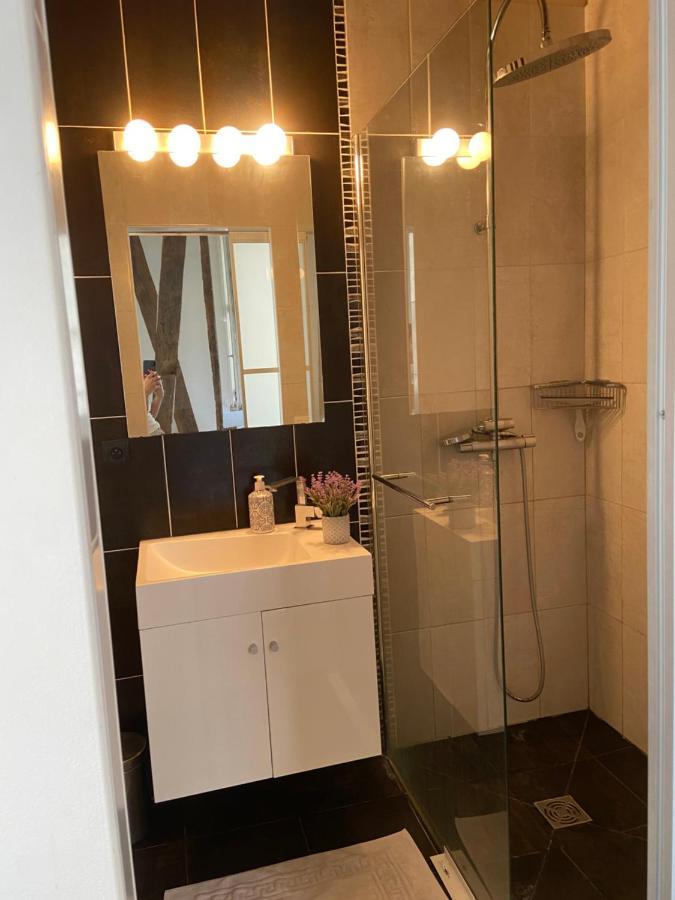 Rue Montorgueil Apartment