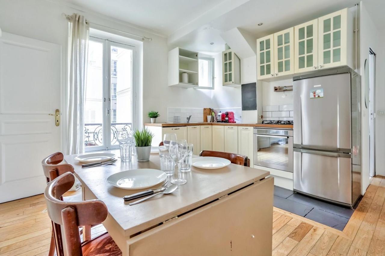 Apartment Quartier Pigalle Free Netflix