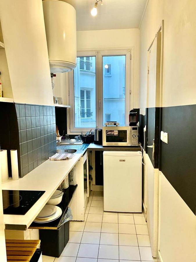 Apartment Charming Voltaire Paris
