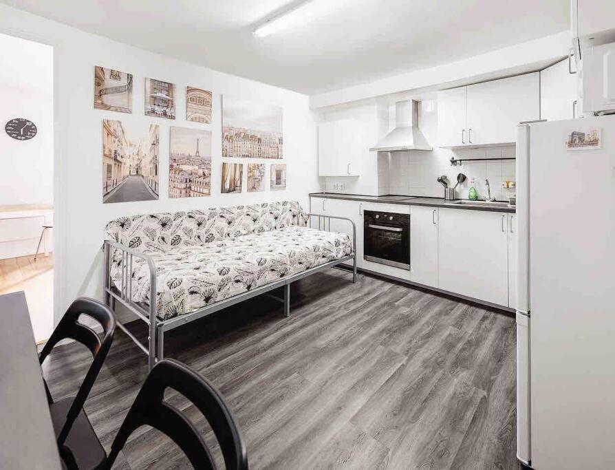 Appartement 30m² Modern Studio ， Near The Arc De Triomphe *