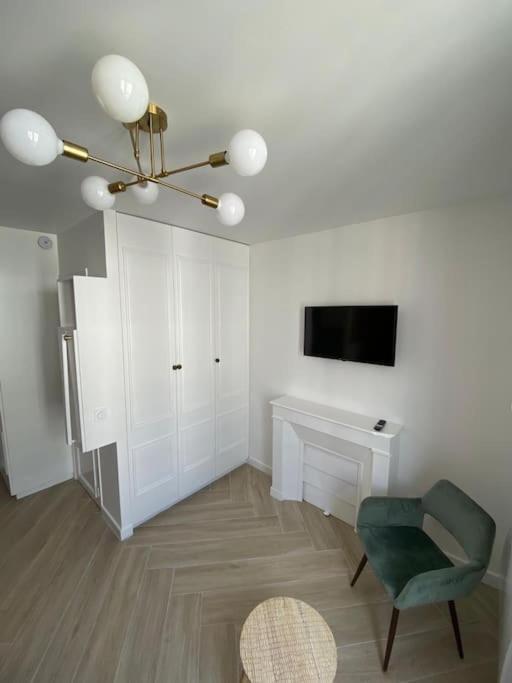 Apartment Au Pied Du Sacre-coeur, Bail Mobilite