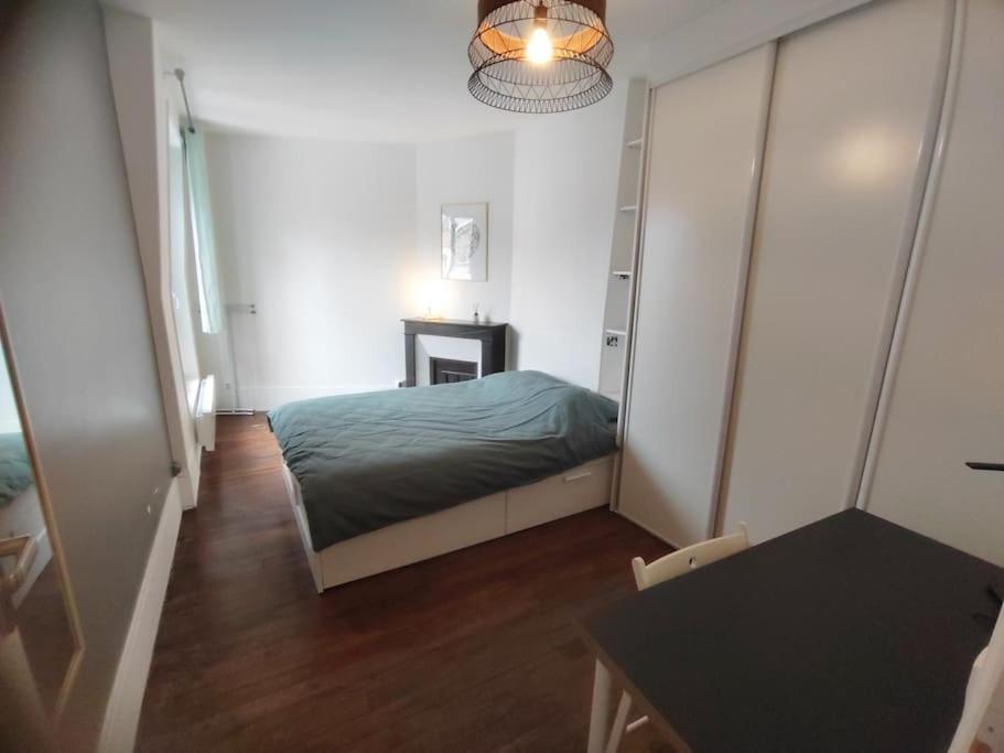 Joli Appart Fonctionnel 2 Pieces Dernier Etage Appartement Paris
