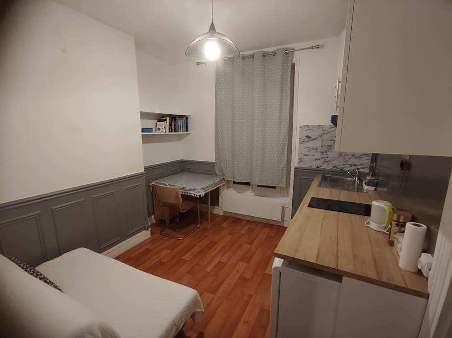 Appartement Joli Appart Fonctionnel 2 Pieces Dernier Etage