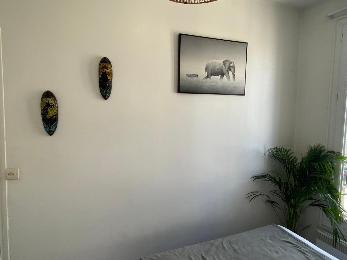 Super Au Coeur De Montmartre Apartment
