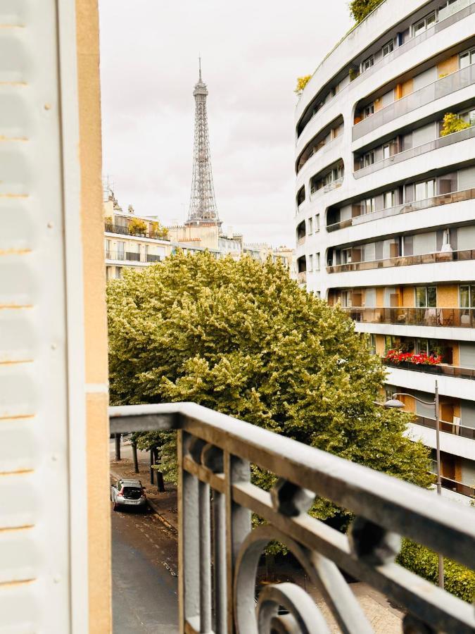 Cosy Avec Vue Tour Eiffel Appartement Paris