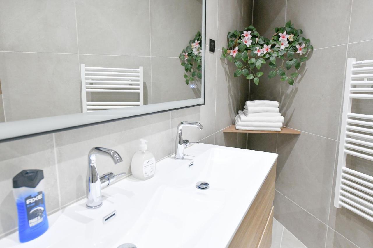 Appartement Le Charme De Montmartre - Patio Prive-sacre-coeur - Parking Gratuit - Metro Anvers *