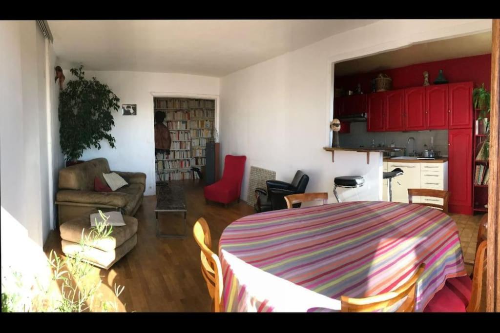 Le Charme De Montmartre A Ciel Ouvert Apartment *