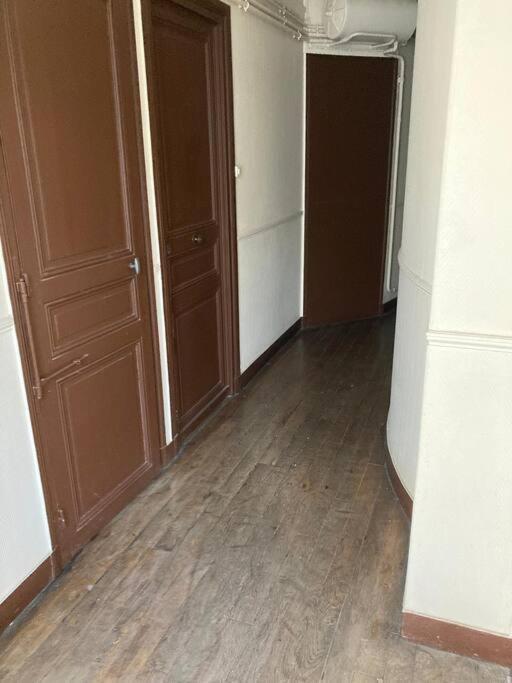 Studio 9m2 Tour Eiffel Invalide Champ De Mars 75015 Appartement