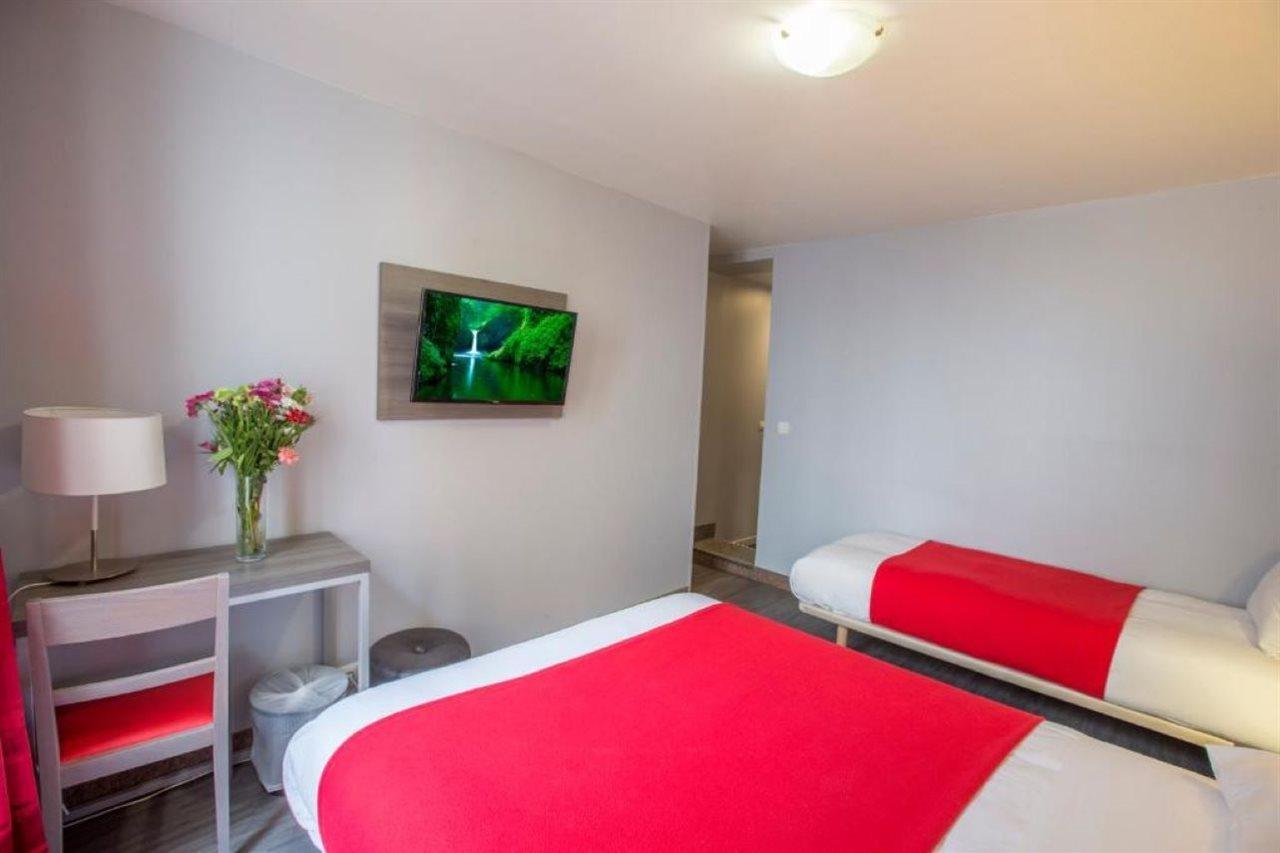 Hipotel Père-lachaise République Hotel Paris