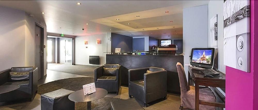 Cadet 4* Paris