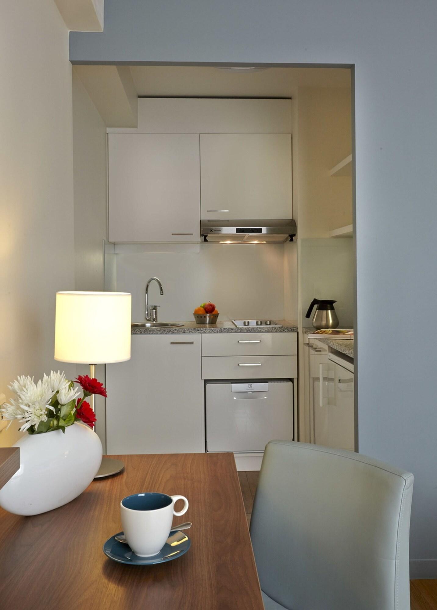 Aparthotel Citadines Place D'italie 3*