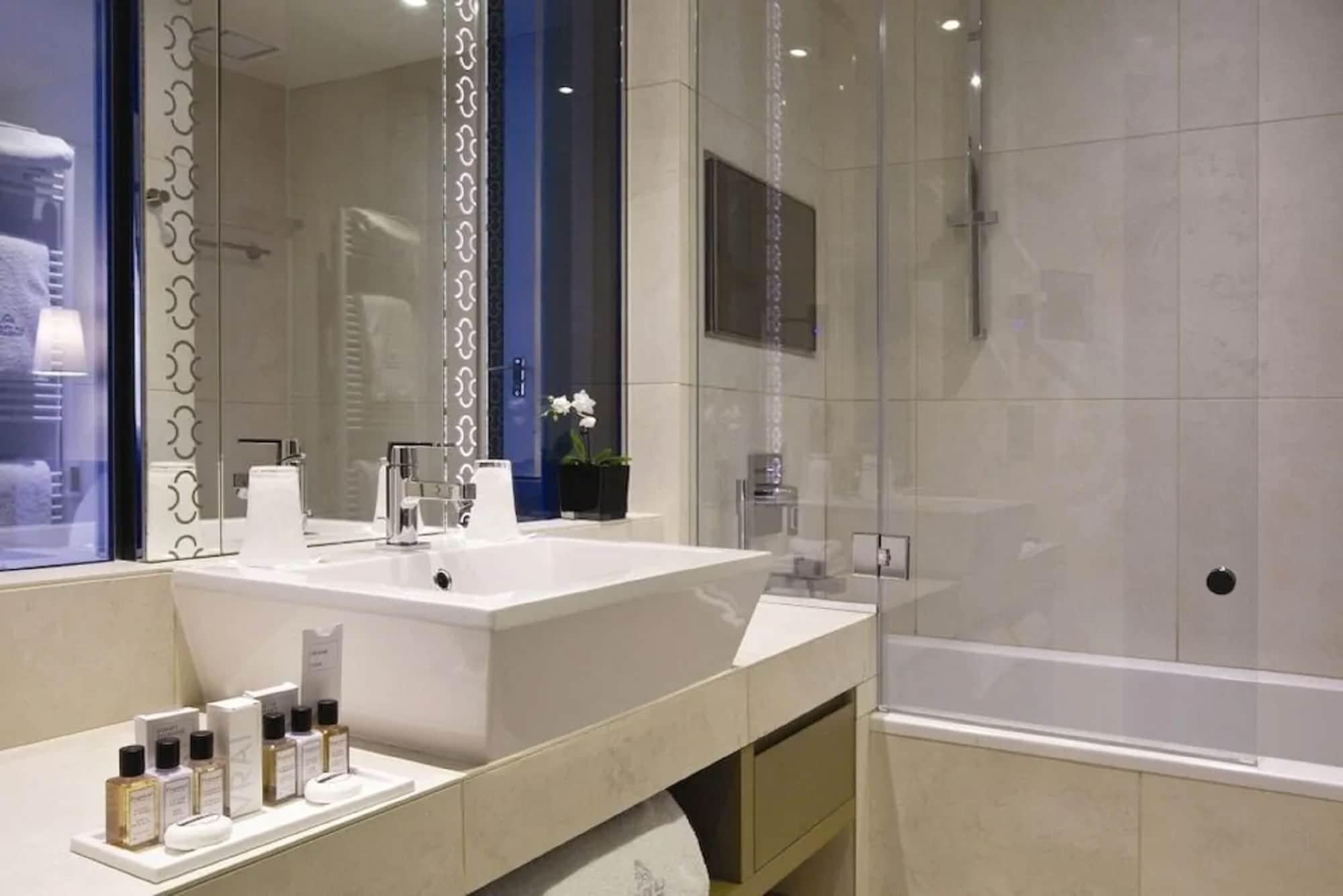 Hotel Etoile Maillot Paris