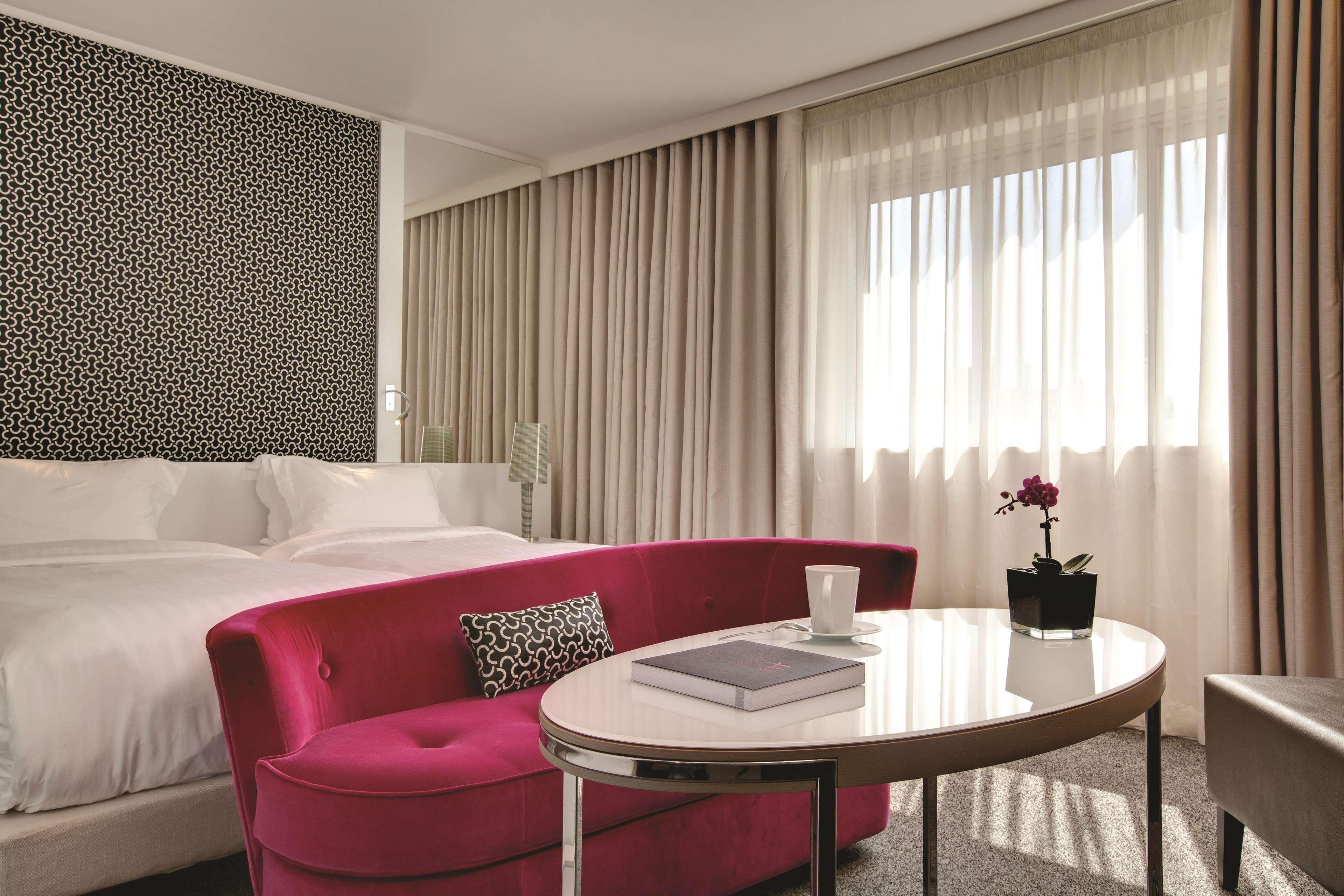Etoile Maillot Hotel Paris