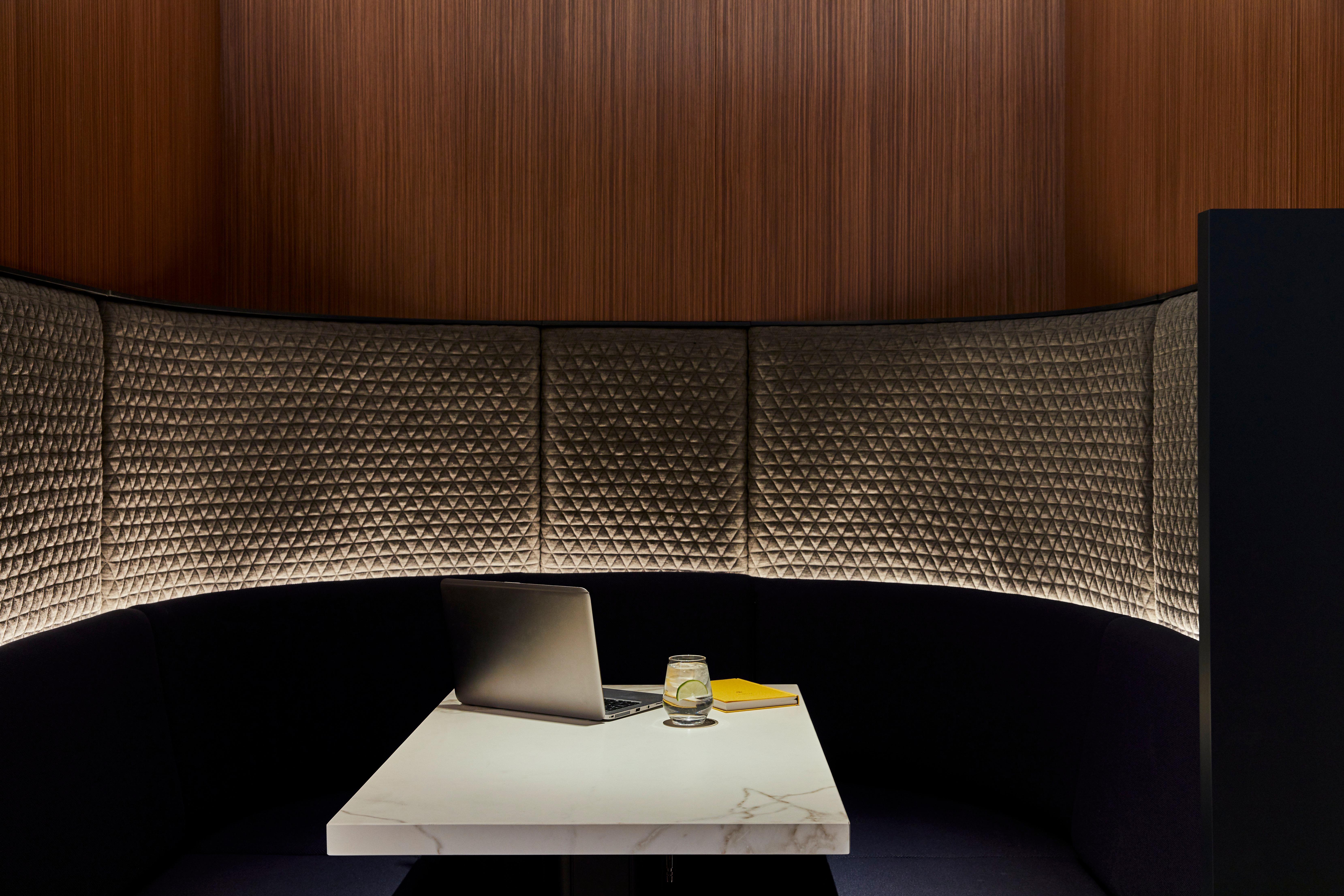 Crowne Plaza Republique By Ihg Hotel