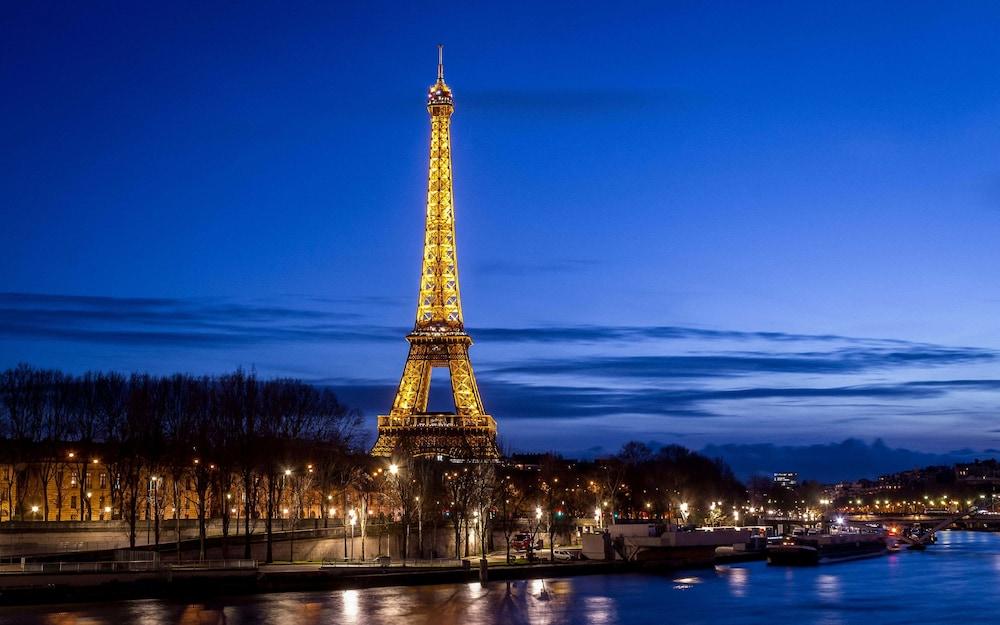Hotel Eiffel Kennedy Paris