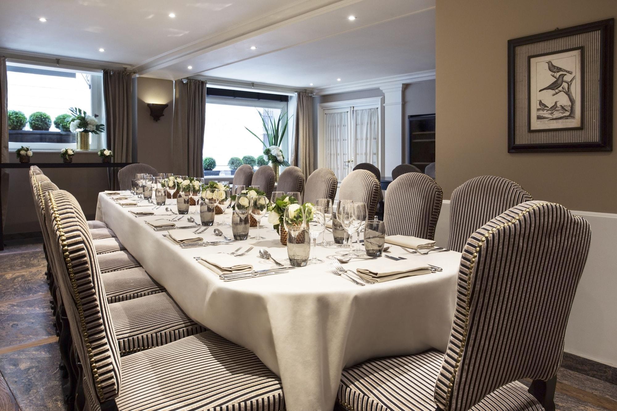 Hotel Castille 5*
