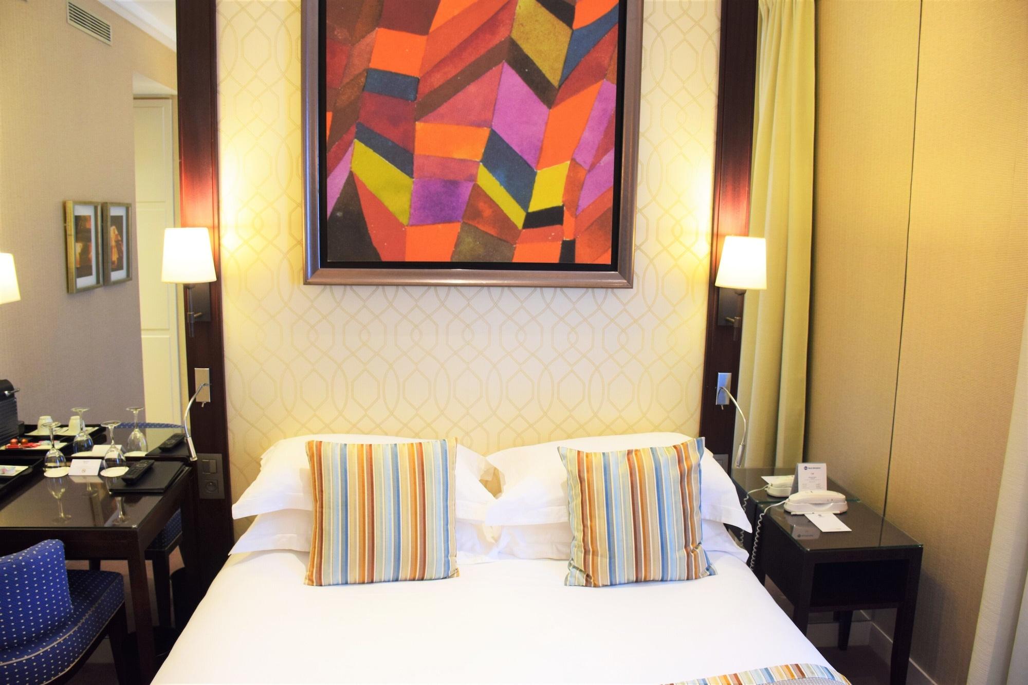 Hotel Folkestone Opera 3*