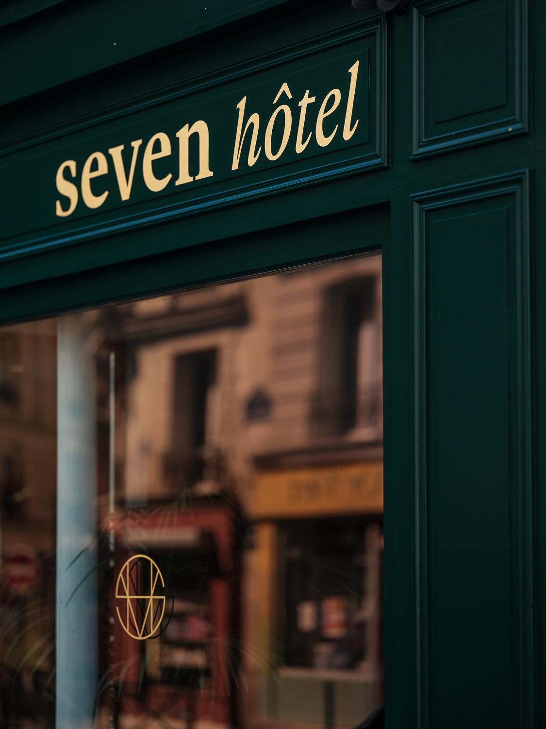Seven 4*