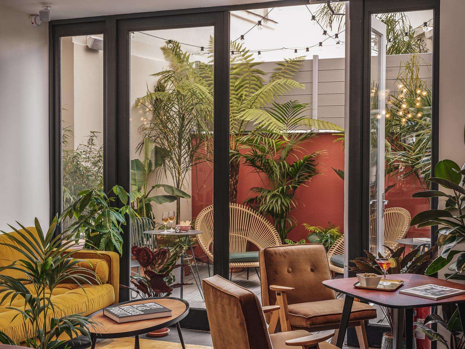 Hotel Seven