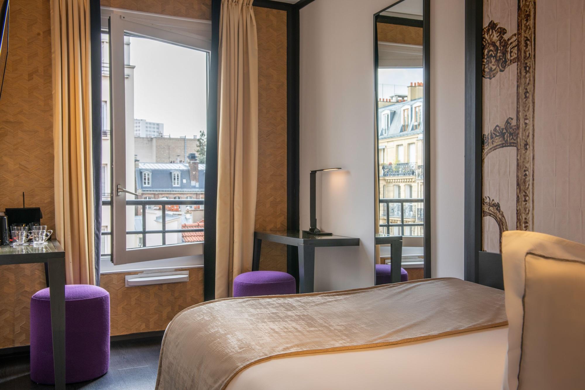 Hotel Yllen Eiffel 4*