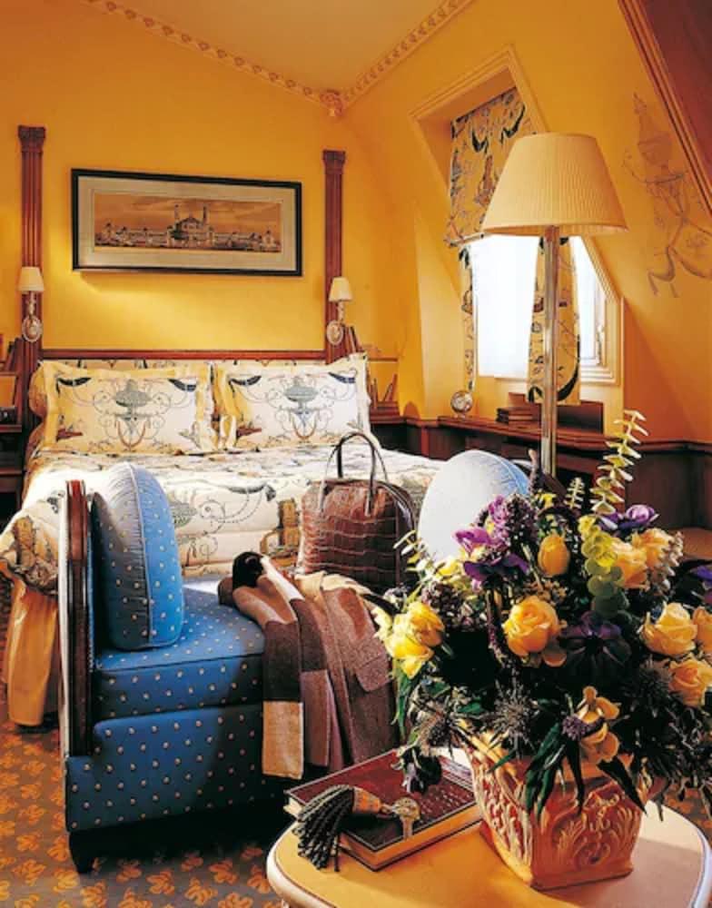 Gavarni Hotel