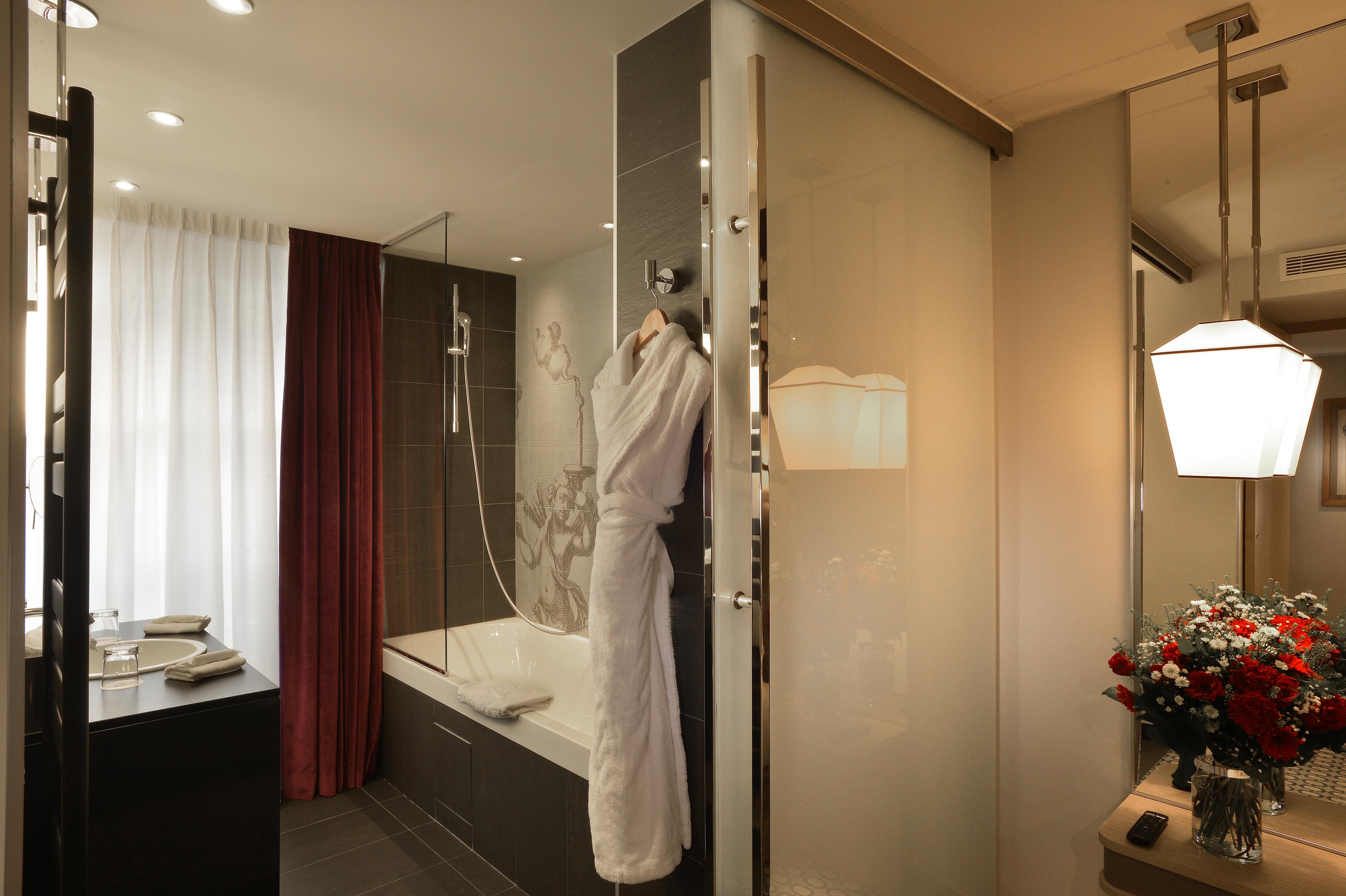 La Lanterne 4*