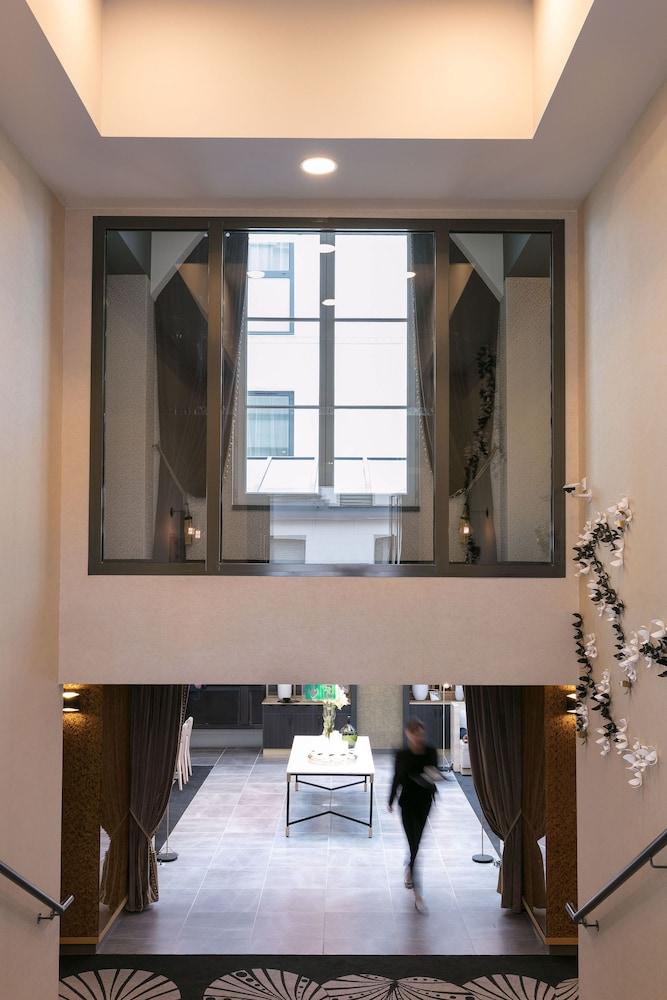 Niepce Paris, Curio Collection By Hilton Hotel Paris
