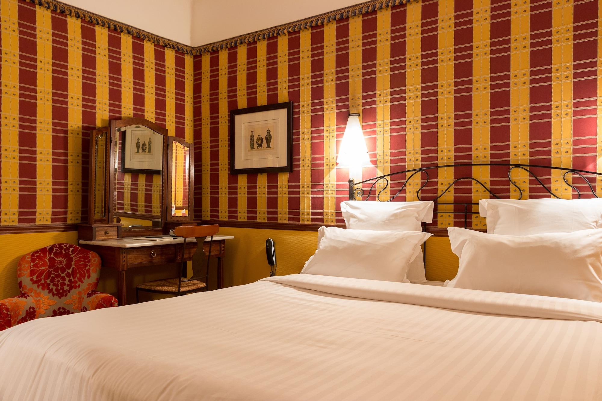 Relais Saint Sulpice Hotel 4*