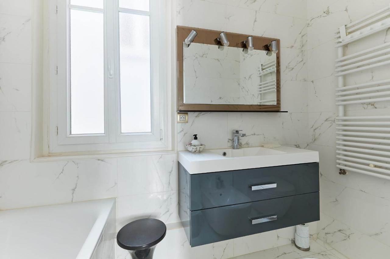 Heart Of Montmartre - Apartment