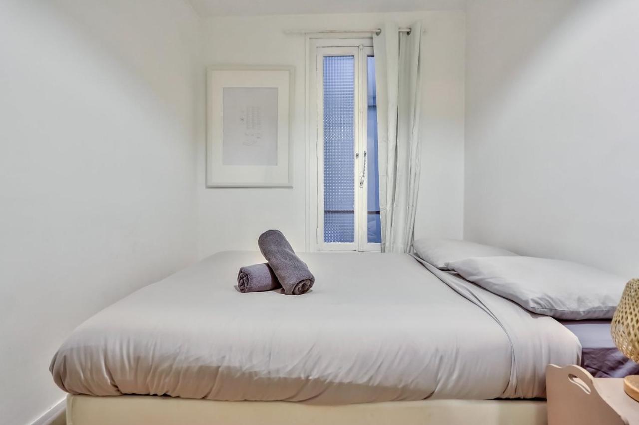 Apartment Quartier Pigalle Free Netflix
