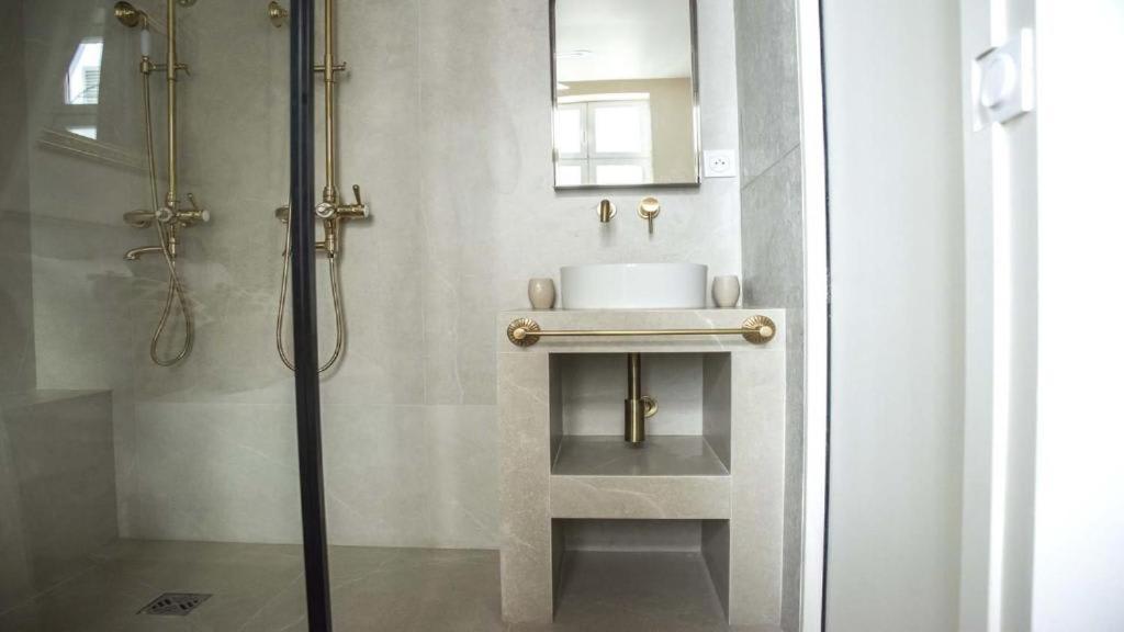 Appartement Studio A 15 A Proximite Tour Eiffel Paris