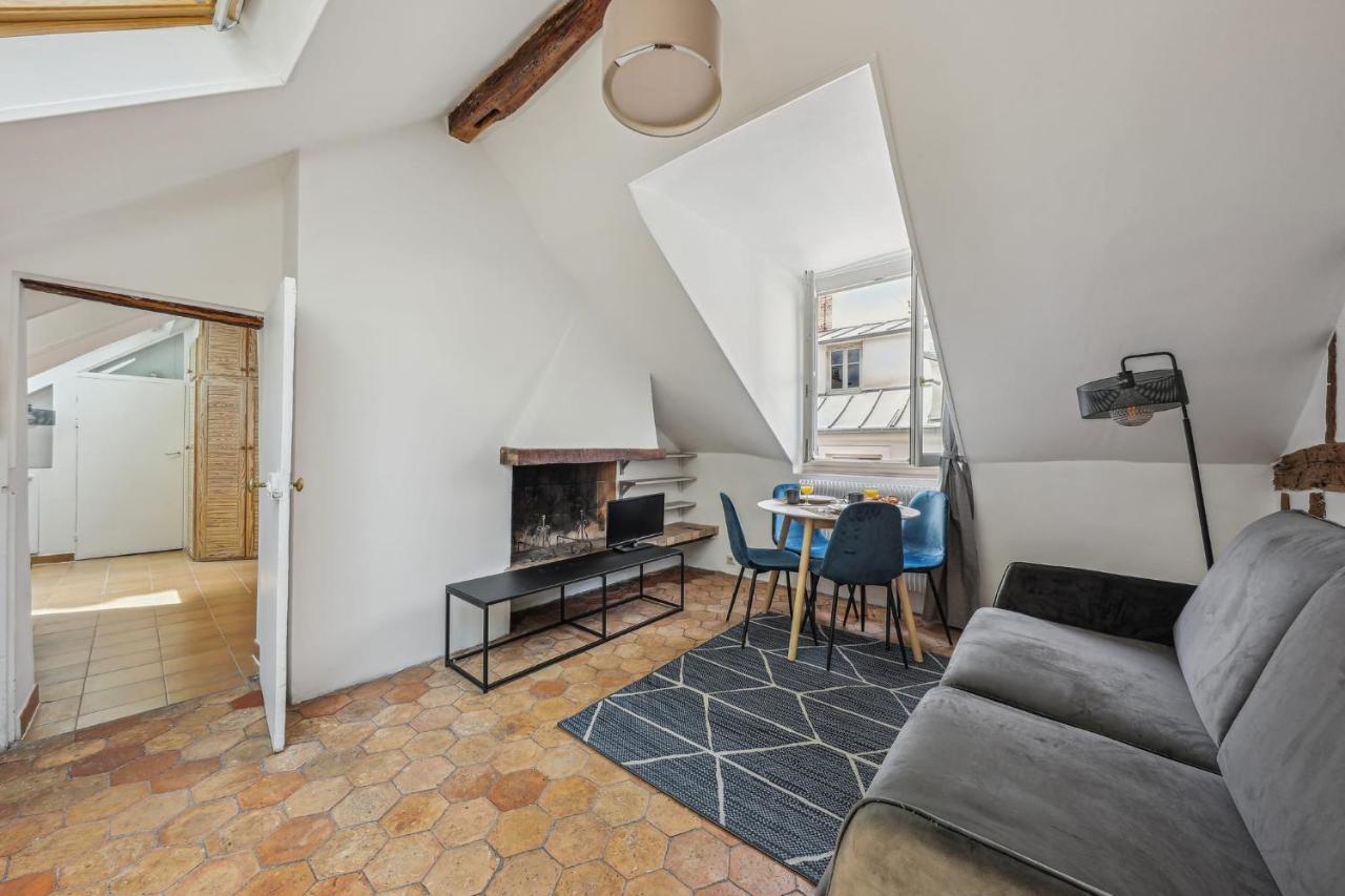 Appartement In The Heart Of Latin Quarter Paris