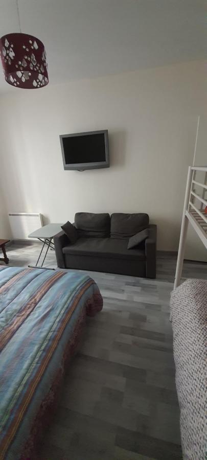 2 Pieces 20eme Apartment Paris
